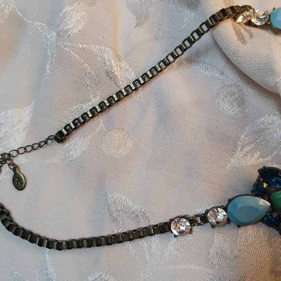Green and Blue Vintage Style Rhinestone Statement Necklace Rhinestone Statement - Picture 6 of 6